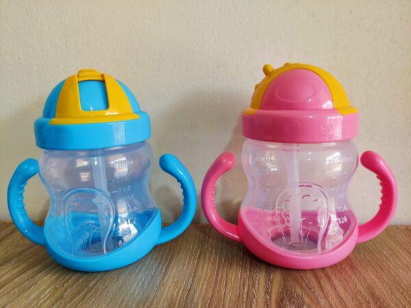 300ml P.P. Kids Water Bottle/Mom pot -1pcs (Any Color)