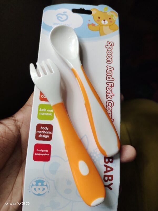 BABY SILICONE SPOON CN -1pcs (Any Color) - Image 4