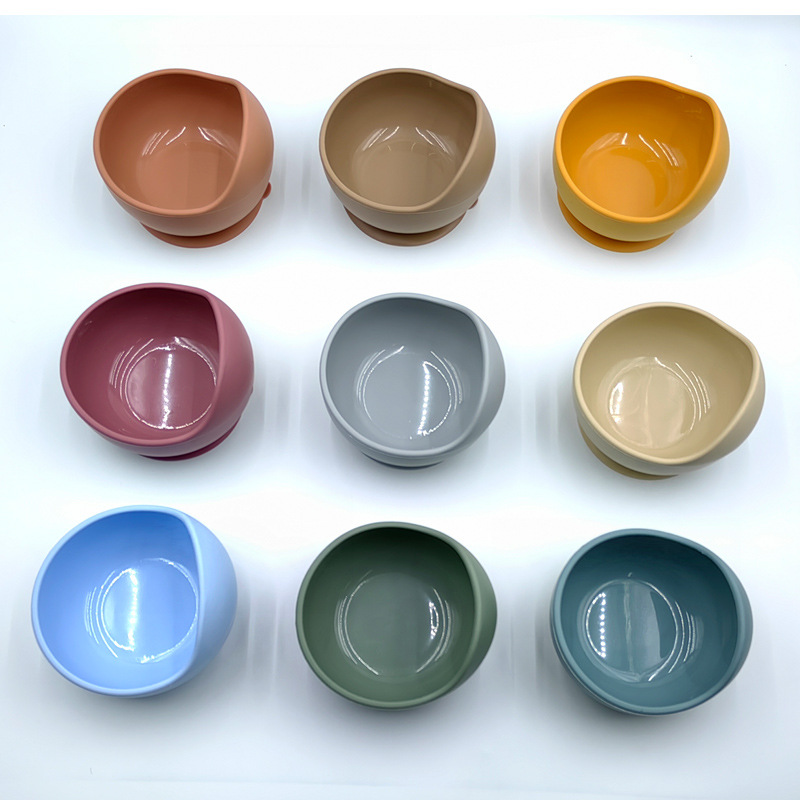 Children's silicone bowl with spoon baby food bowl anti-fall suction cup bowl baby tableware set (Any Color) - Image 2