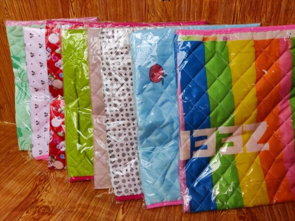 Baby Urin Mat 28" *22"inch -1pcs (Any Color)