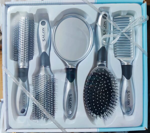 Hair Brushes & Combs -1set  (Any Color) - Image 2