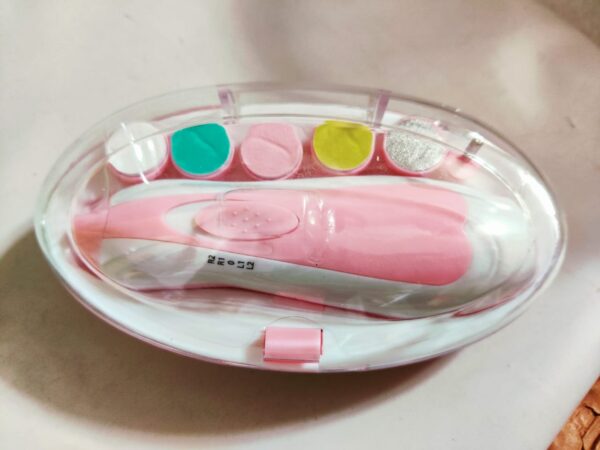 Baby Electric Nail Scissors Manicure Kits &  Accessories-1set (Any Color) - Image 4