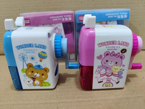 Play park pencil sharpner CN -1pcs (Any Color) - Image 8