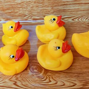 5pcs-Floating Duck Bath Toys with Squeezing sound