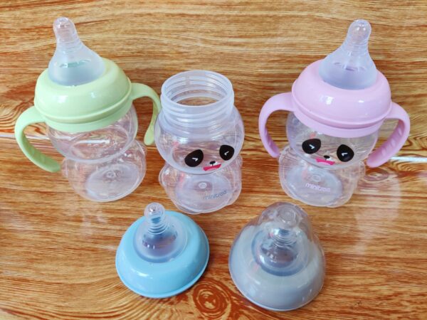 MiniTree Wide-/Neck Feeding Bottle With Handle 210ml -1pcs (Any Color) - Image 8