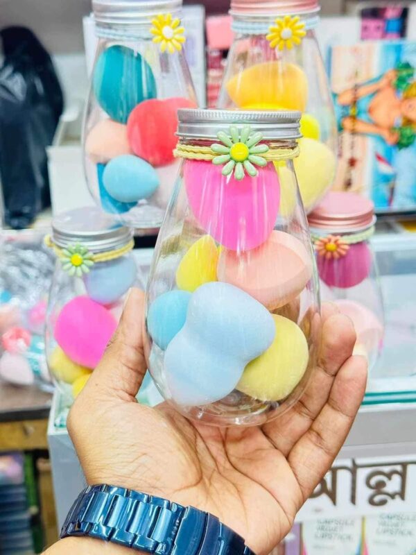 Girls Makeup Sponge  Puff for Women -1box (Any Color) - Image 4
