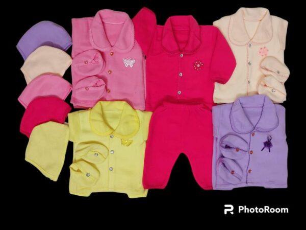 New Born BABY Winter Set 5 in one (0 - 6 mnths) - 1pac (Any Color) - Image 4