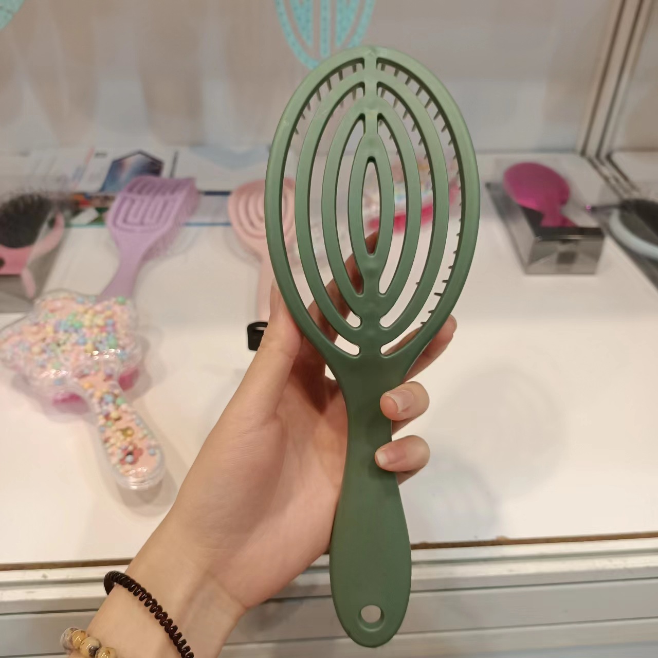 Oval Mosquito-repellent Incense Hollow Fluffy Head Massage Hairdressing Comb Wet and Dry Hair Shampoo Violet Comb -1pcs (Any Color) - Image 9