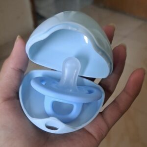 Children's Premium anti-colic silica gel pacifier Baby Chusni Teether with box CN -1pcs