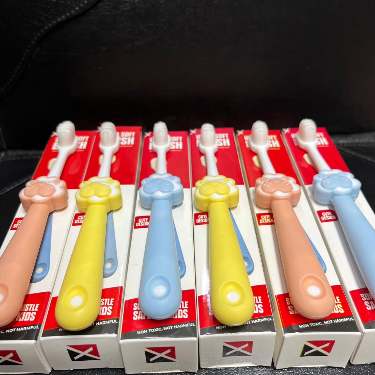 FEXJA Children's ultra soft toothbrush, pack for early age, 2-6-12 years -1pcs - Image 3