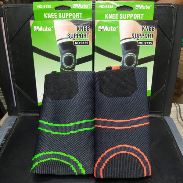 Knee Support Knee Protection Pad CN- 1Pcs (Any Color)