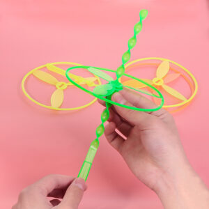 2pcs Bamboo Dragonfly Nostalgic Large Flying Fairy Children's Toy Outdoor Flying Vehicle Hand Push Frisbee Pull UFO Hand Rubbing [Any Color]